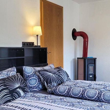 Suhl - Ihre Erholsame Arbeiterwohnung In Zentrumnaehe Luaran gambar